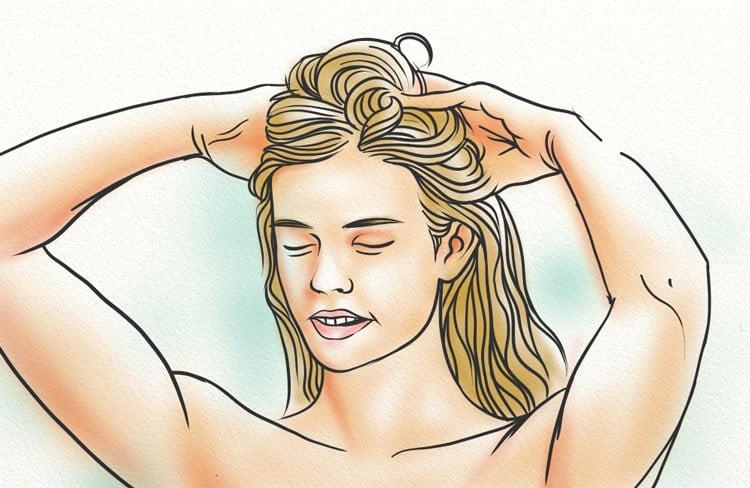 I massaggi al cuoio capelluto migliorano il flusso di sangue e quindi aumentano la quantità di sostanze nutritive che raggiungono il follicolo dei capelli